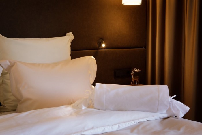 1004-017 Постельное белье Twist white&beige Евро