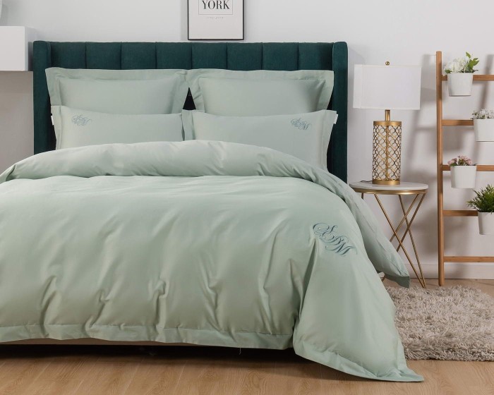 Джонатан (светлый изумруд) Комплект постельного белья сатин Евро 4н