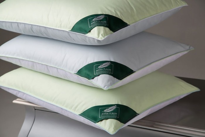 Подушка средняя Anna Flaum REGENBOGEN 50х70 Белый - голубой