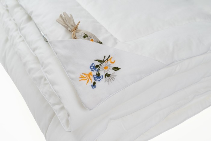 Одеяло стеганое всесезонное  «Ромашка Антистресс»  140 х 205