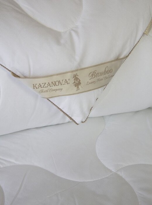 Подушка Luxury Hotel Collection Bamboo 70х70