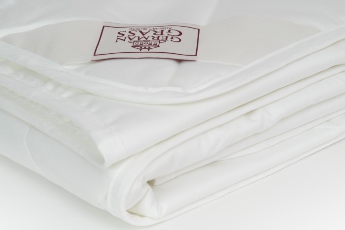 Одеяло стеганное окантованное German Grass BAMBOO FAMILIE BIO 200 х 220 легкое