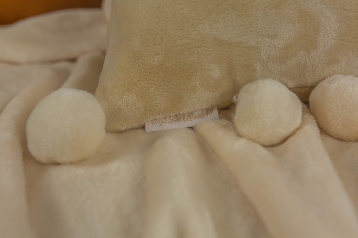 Бубон-жемчуг Новый (молоко) Покрывало 2х