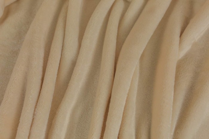 Бубон-жемчуг Новый (молоко) Покрывало 2х