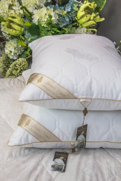 Подушка Luxury Antistress Collection Swans Down (белый) 70х70