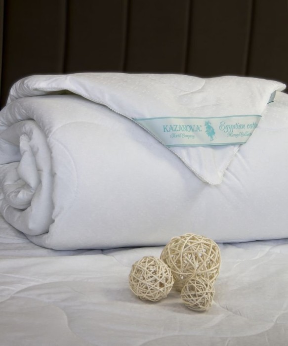 Подушка Luxury Hotel Collection 70х70