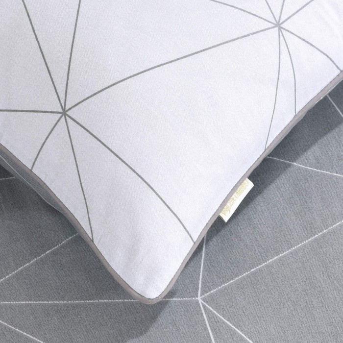 Барри Комплект постельного белья сатин Евро 4н