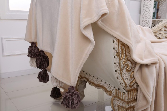 Tassel №3 (беж) Плед 220х230