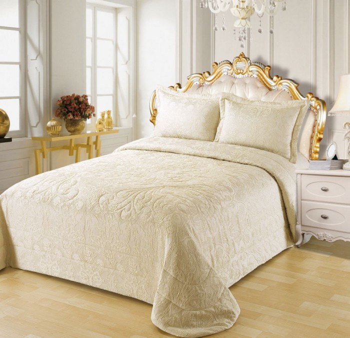 Химера (молоко) Покрывало 240х260