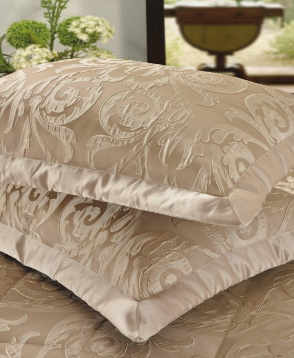 Цицилия (молоко) Покрывало 240х260