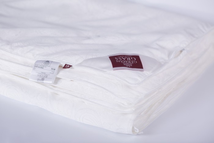 Одеяло шелковое Luxury Silk Grass (200 х 200) Всесезонное