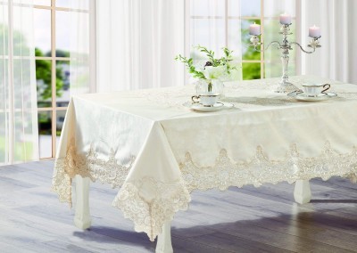 Беатрикс (молоко) Скатерть 180х280