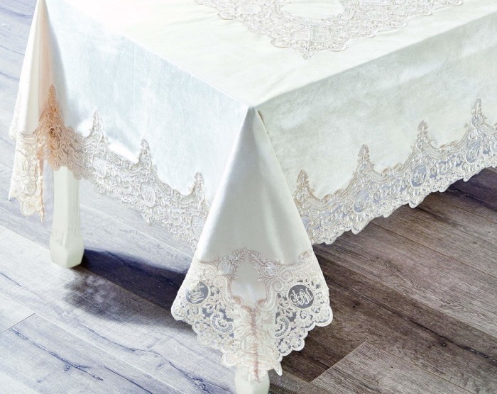 Беатрикс (молоко) Скатерть 180х280