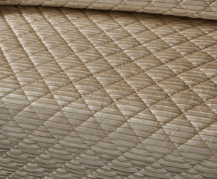 Леонтия (крем) Покрывало 240х260