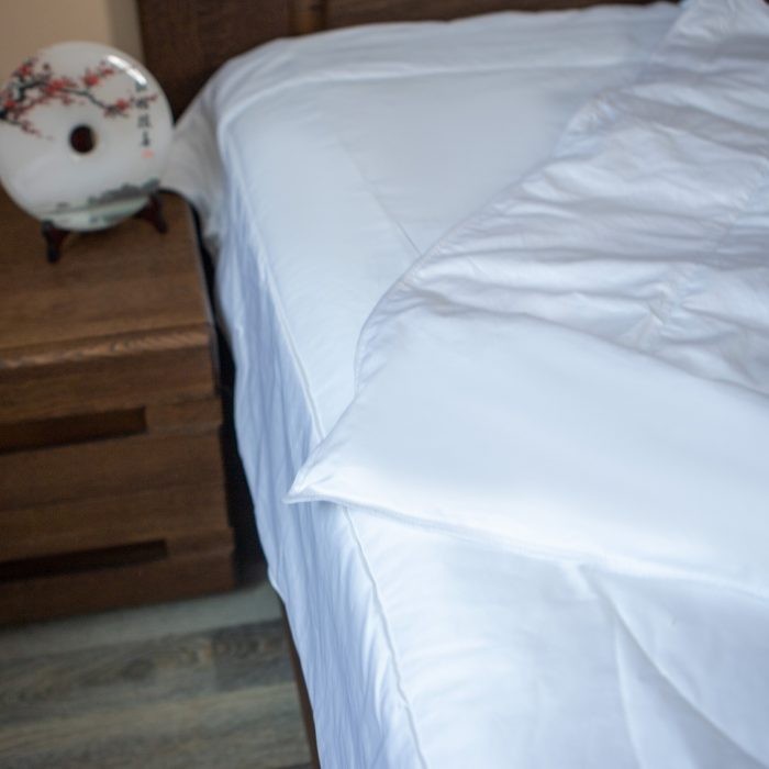 Одеяло стеганое легкое «Шелковый путь» 200х200