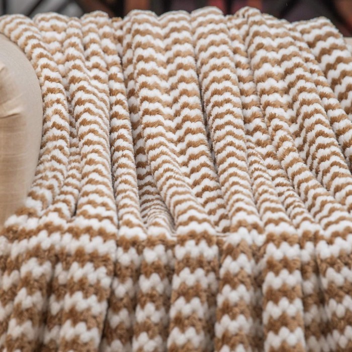 SofiDeMarco Гринда (кофе) Плед 220х240