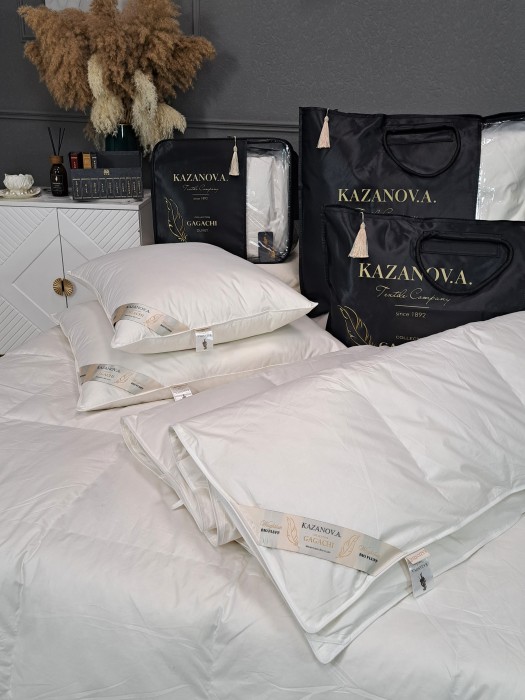 Подушки Gagachi 70х70см