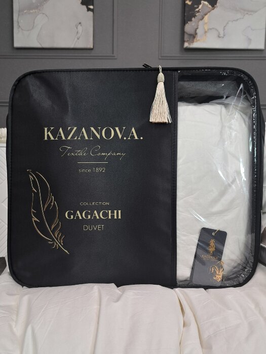 Подушка Gagachi 70x70