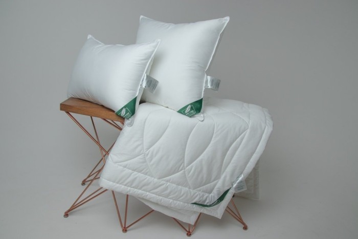 Подушка FLAUM AKTIV 70x70 упругая