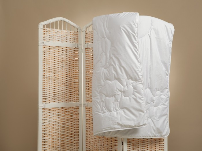 Одеяло стёганное всесезонное «Верблюжья шерсть» 200х200 см