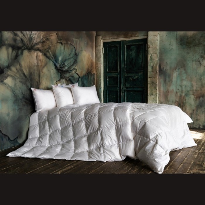 Подушка ROYAL DOWN GRASS средняя 50х90