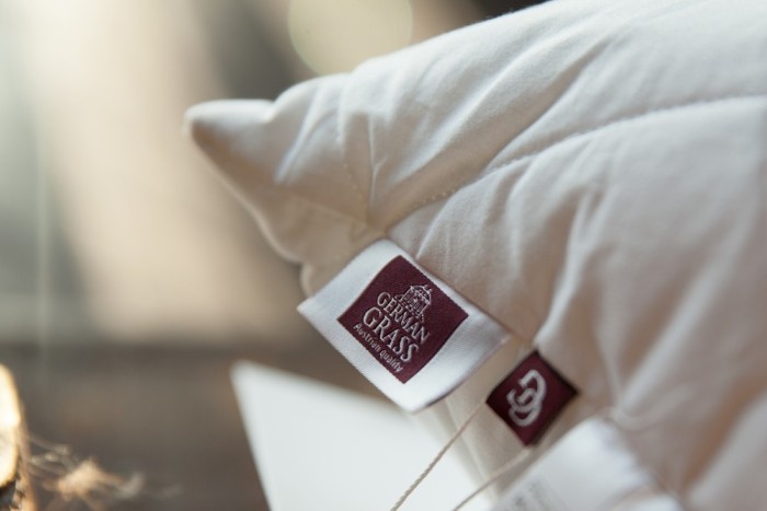 Подушка 95°C GRASS регулируемая 40х60