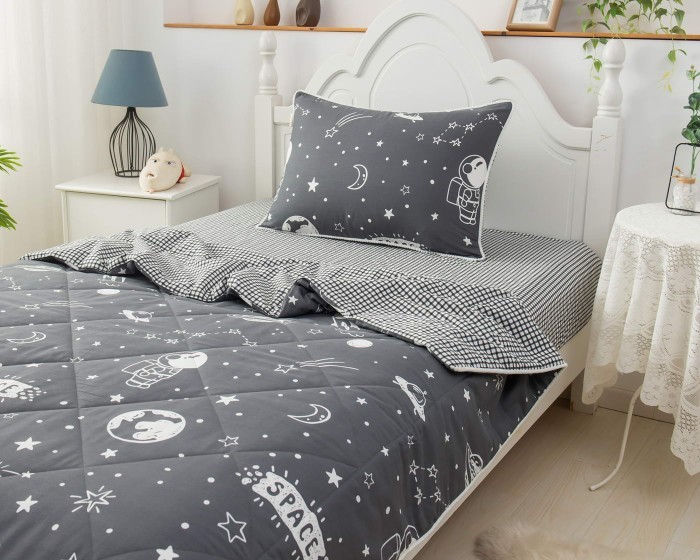 Космонавт (черный) Комплект Детский