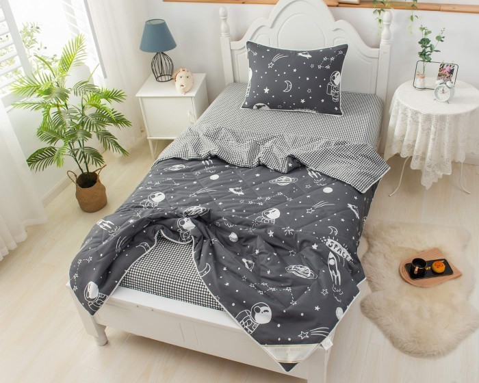 Космонавт (черный) Комплект Детский