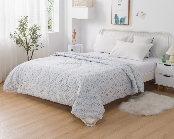 Майя (голубая) Одеяло 200х220