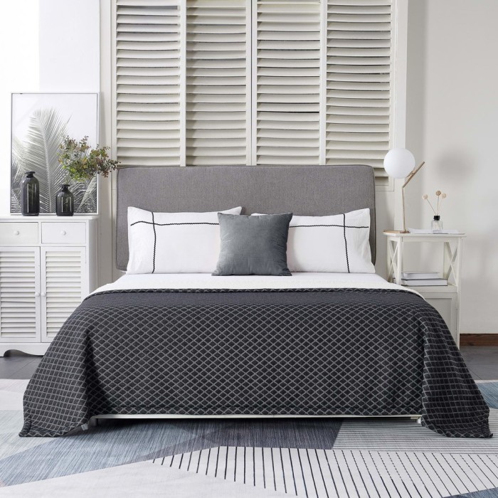 Гранд (темно серый) 220х240 Покрывало Трикотаж