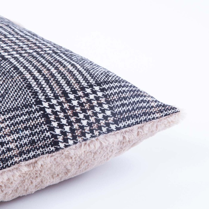 Наволочка Arya Искусственный мех 43X43 SH392-018