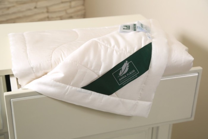 Одеяло легкое  Anna Flaum LYOCELL 200х220