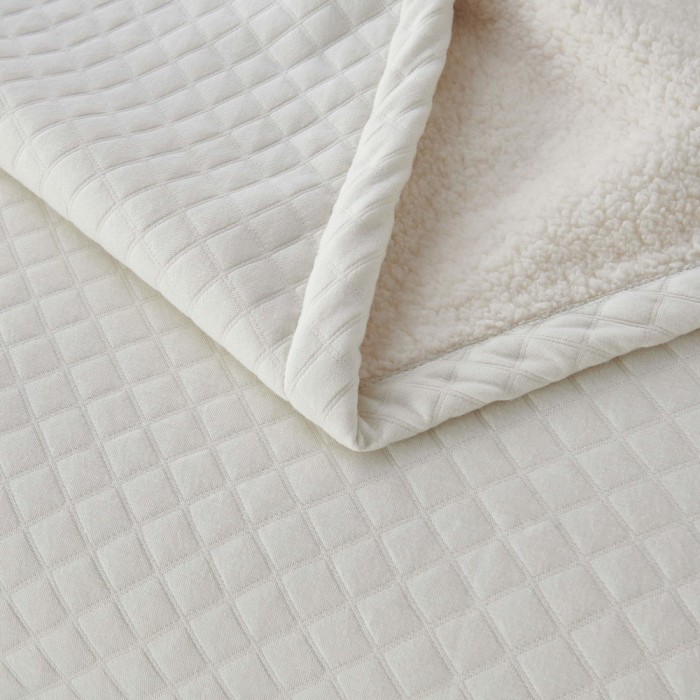 Гранд (молоко) 220х240 Покрывало Трикотаж