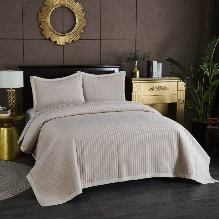 Лоретта (молоко) Покрывало 160х220