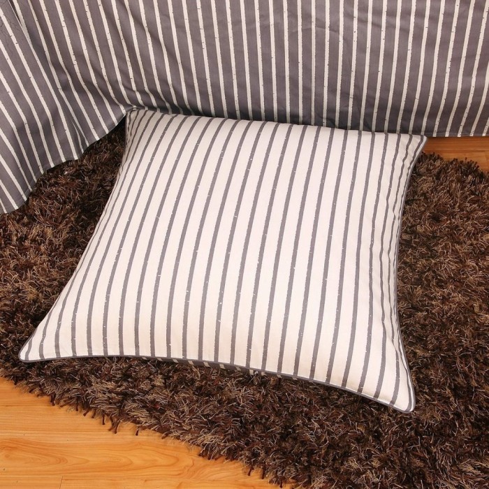 Дэнни-полоса (светлый) Комплект постельного белья сатин Евро 4н