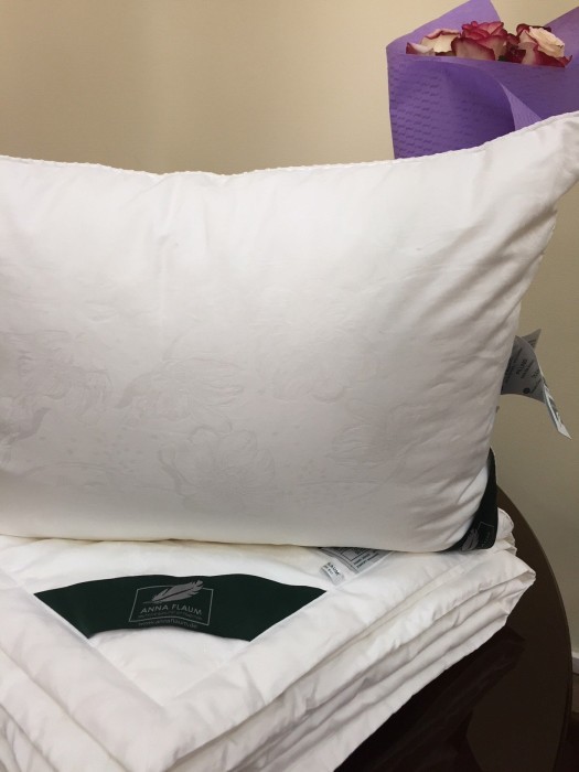 Подушка Anna Flaum ELEGANZ мягкая 40 х 60