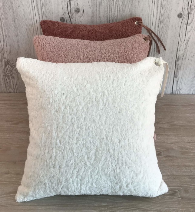 Лама (молоко) Наволочка 45х45