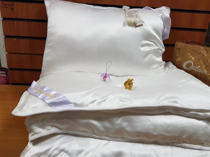 Подушка Kingsilk Premium P-AA-50-1-Bel белый