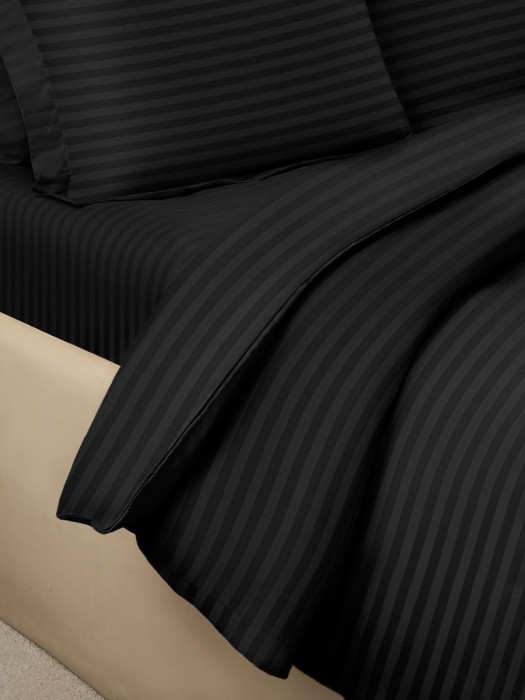 Постельное белье Arya Vip из Страйп Сатина 2 Сп. 200x220 Черный