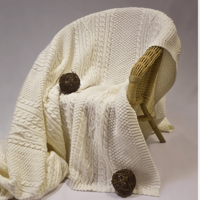 Вязаный плед "Уютное совершенство"