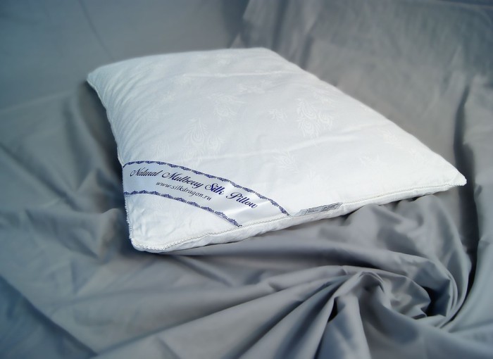 Шелковая подушка Silk Dragon 50x70 высокая "плюс" Premium