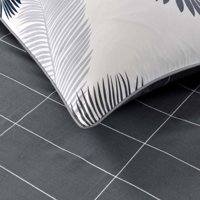 Лейла Комплект постельного белья сатин 1.6