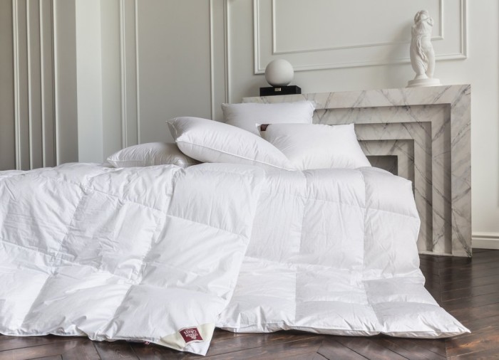 Одеяло ROYAL DOWN GRASS всесезонное 150х200