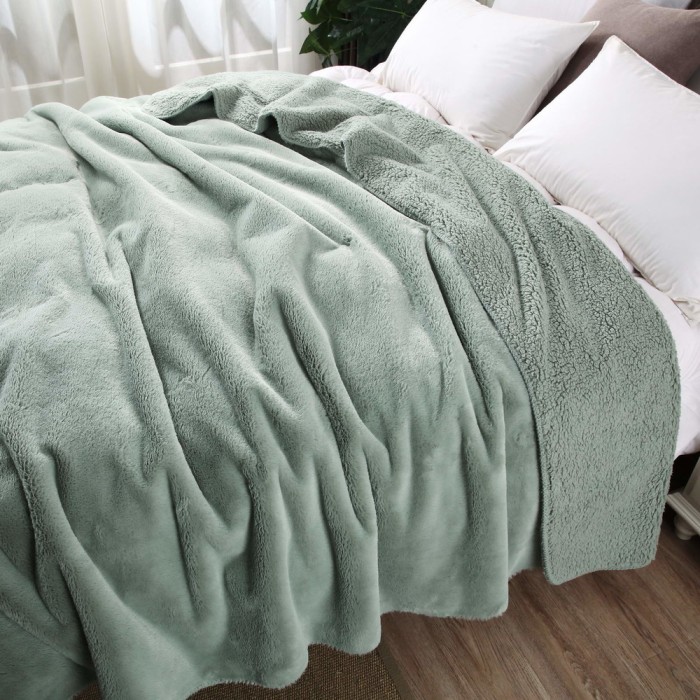 Аурелия (зеленая) Покрывало 220х240