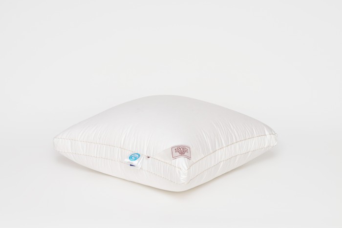 Подушка KING DOWN GRASS трехкамерная 3D средняя с бортиком 68х68