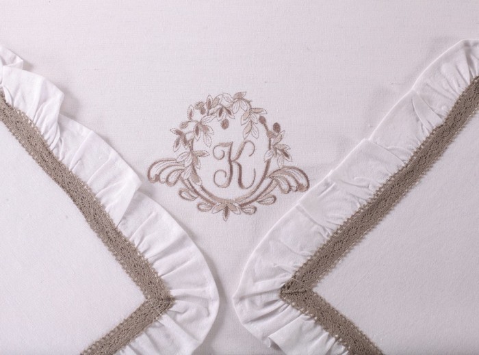 Скатерти Лен Флер-де-лис бежевый/молоко 180 х 360 см