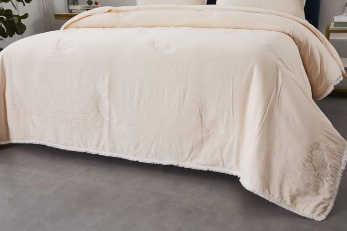 Наоми (крем) Покрывало 230х250