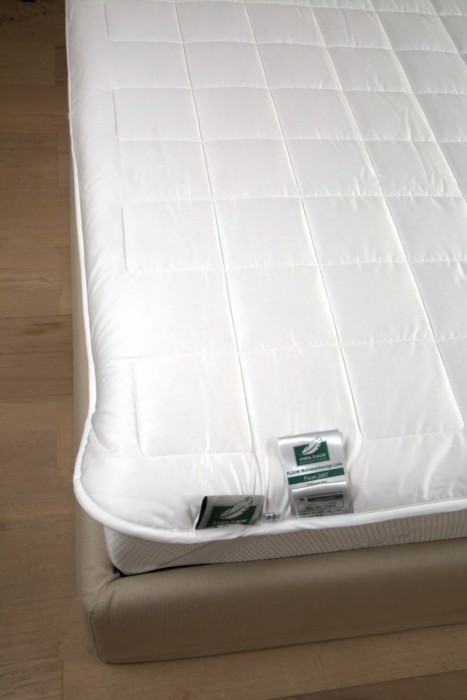 Наматрасник теплый Anna Flaum WARM 140x200