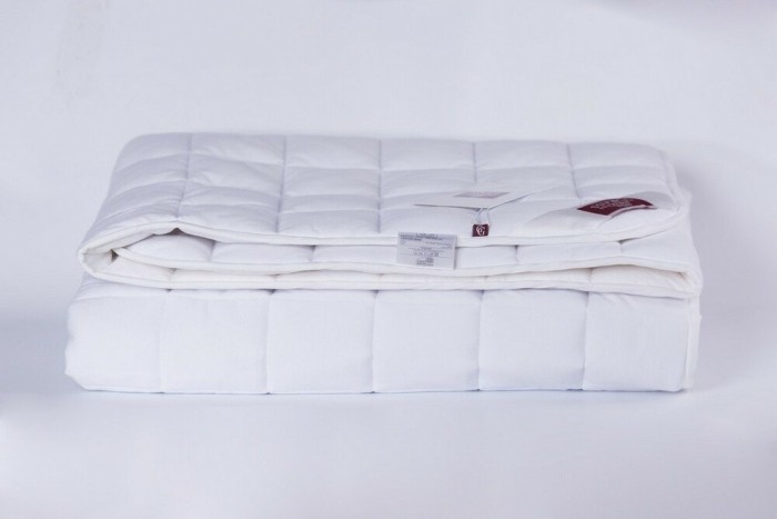 Наматрасник Mattress 4 Seasons Grass двусторонний 200 х 200