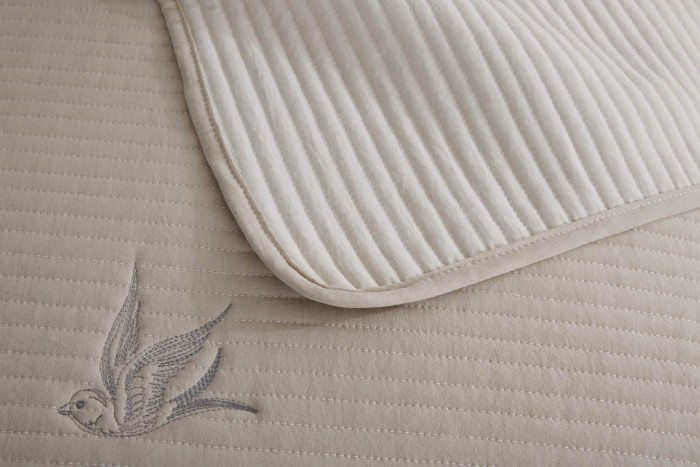 Жаклин (беж) Покрывало 230х250